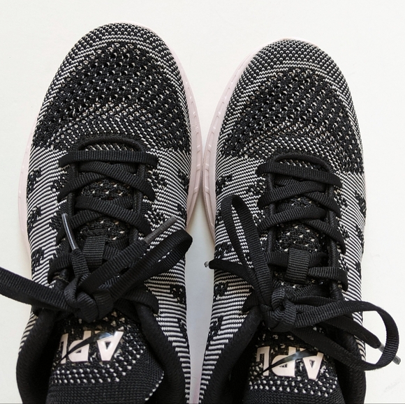 APL Techloom Pro Sneakers In Black / Bleached Pink Size 8.5 - Picture 5 of 16